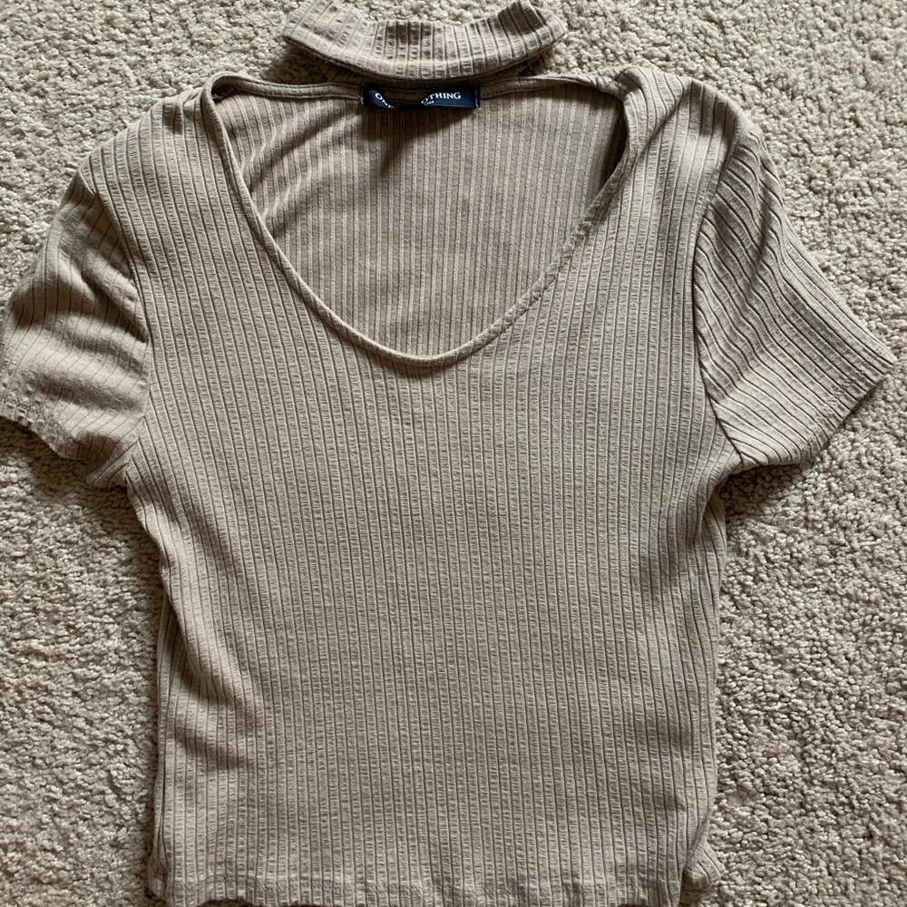 Short sleeve top